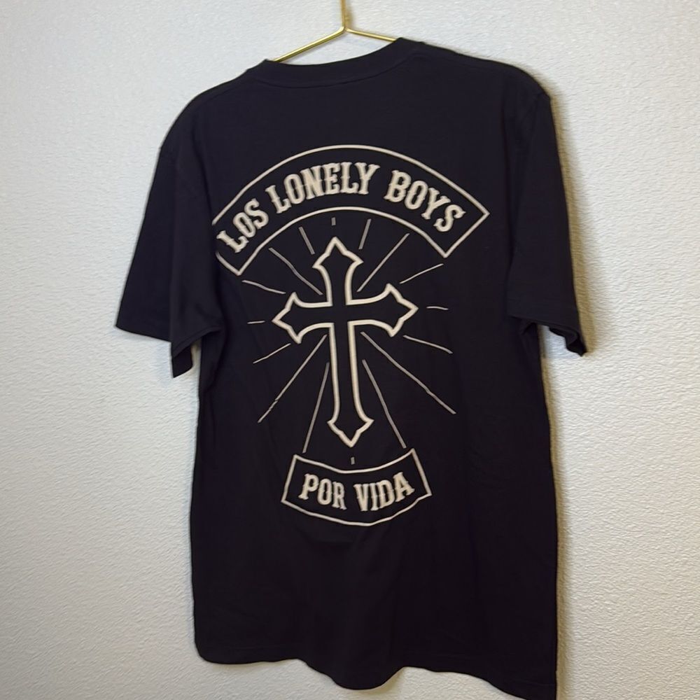 NEW- Lost Lonely Boys- black tee w/ white design - mens size medium